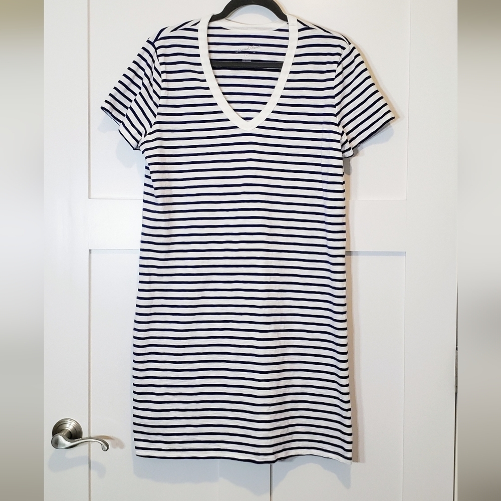 Universal Thread Cotton Striped White & Blue Tee Shirt Dress V Neck Size XL